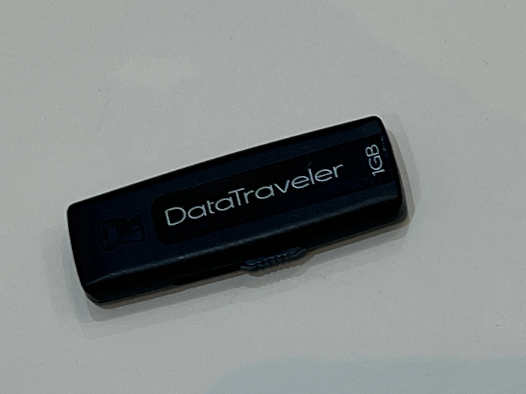 Kingston DataTraveler   1GB -USB2.0 -  2004 
